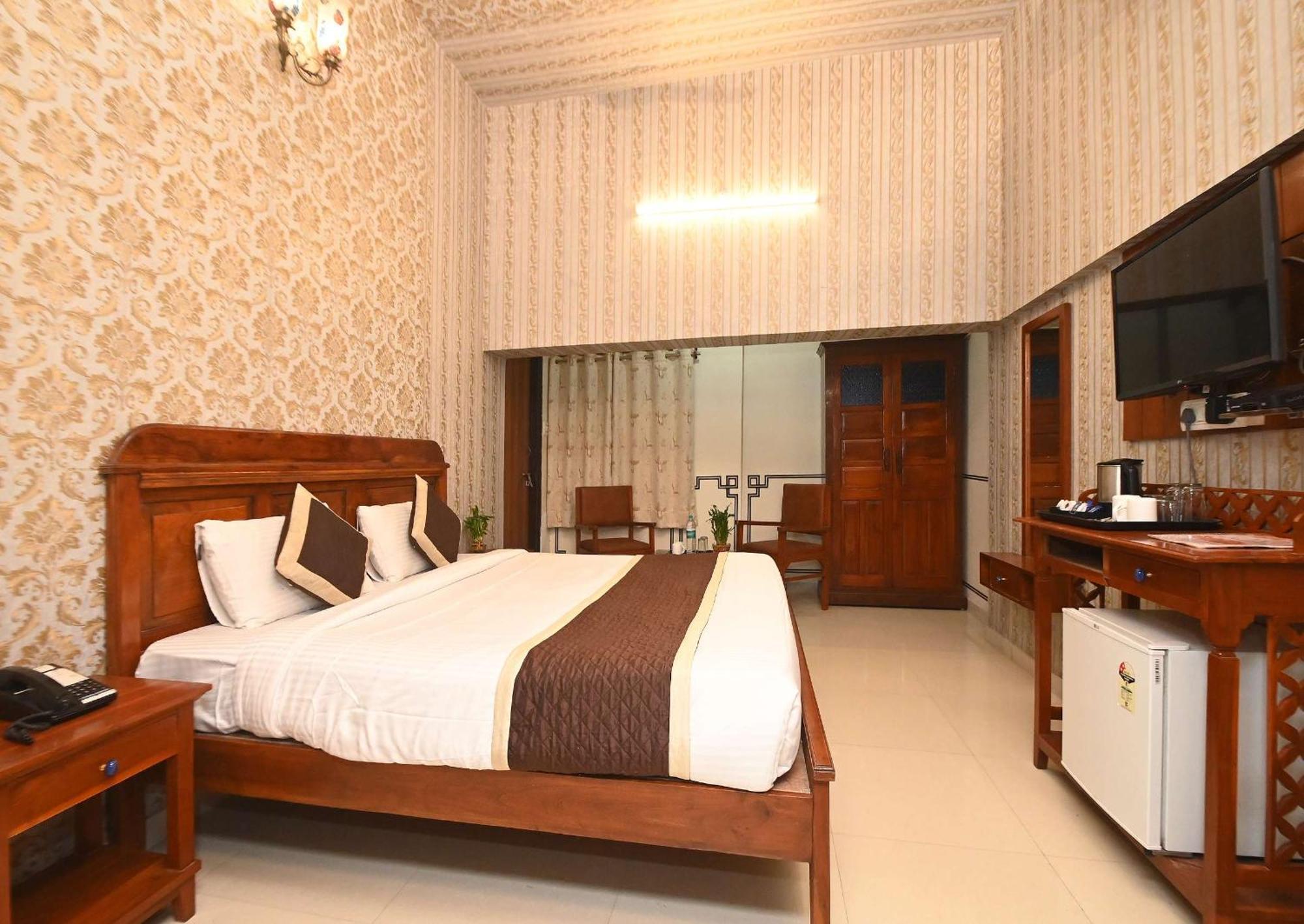 Virasat Mahal Heritage Hotel-Jaipur City Center Екстер'єр фото