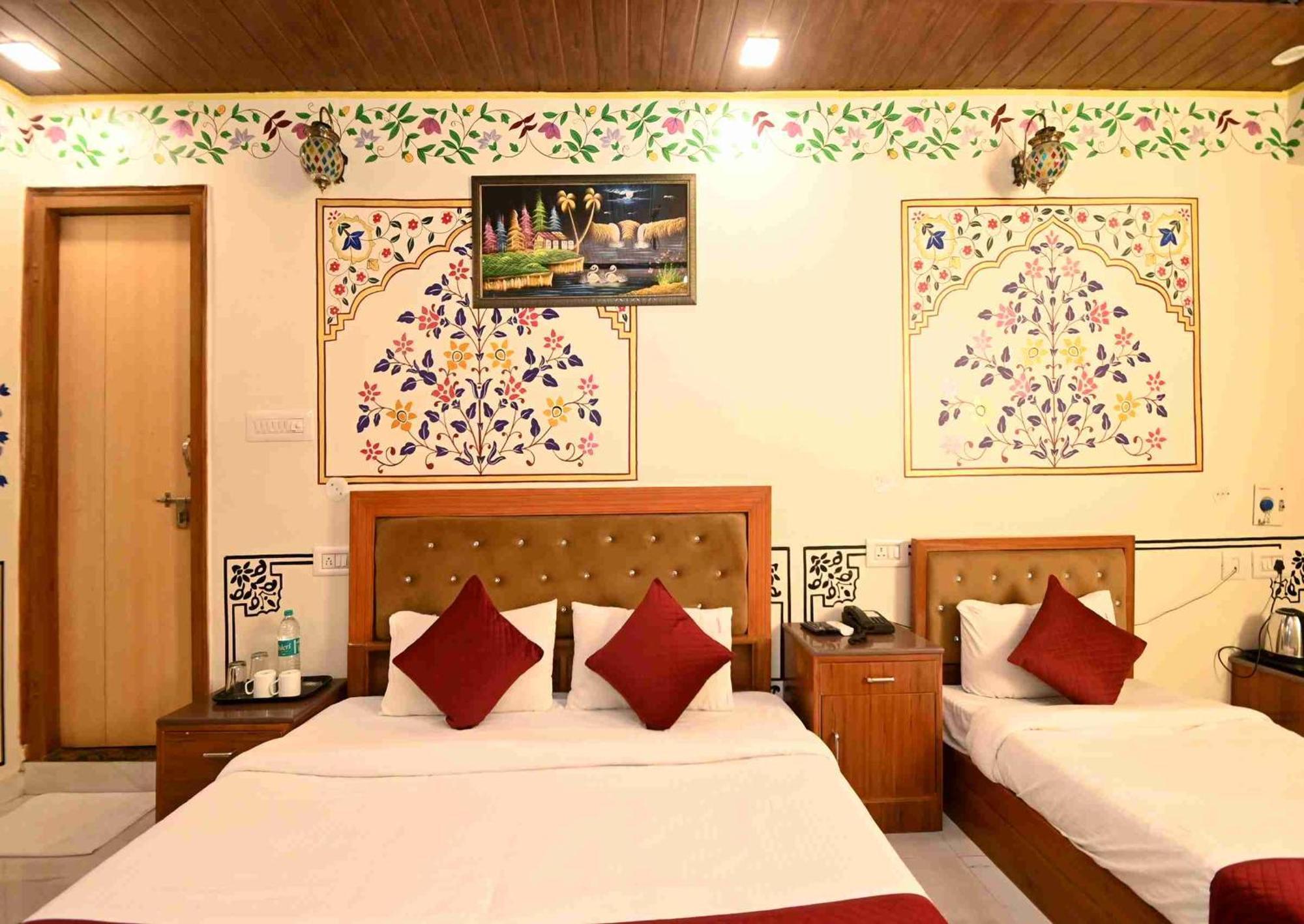 Virasat Mahal Heritage Hotel-Jaipur City Center Екстер'єр фото