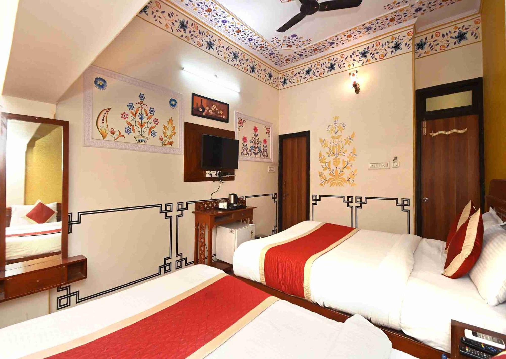 Virasat Mahal Heritage Hotel-Jaipur City Center Екстер'єр фото