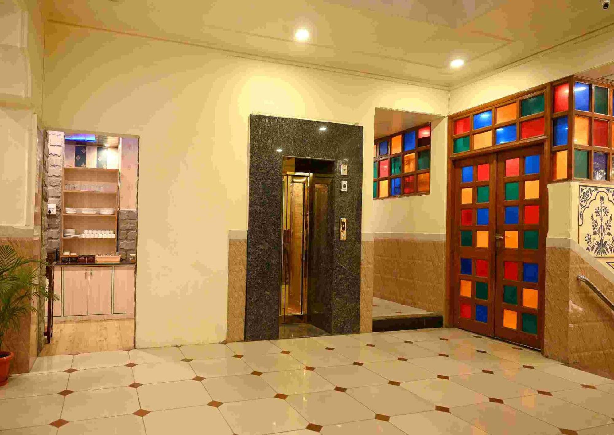 Virasat Mahal Heritage Hotel-Jaipur City Center Екстер'єр фото
