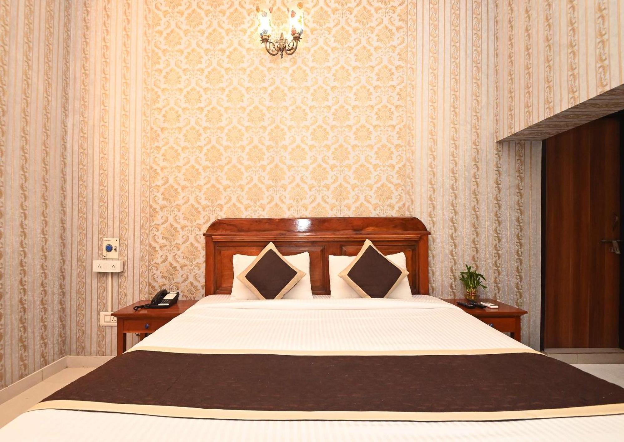 Virasat Mahal Heritage Hotel-Jaipur City Center Екстер'єр фото