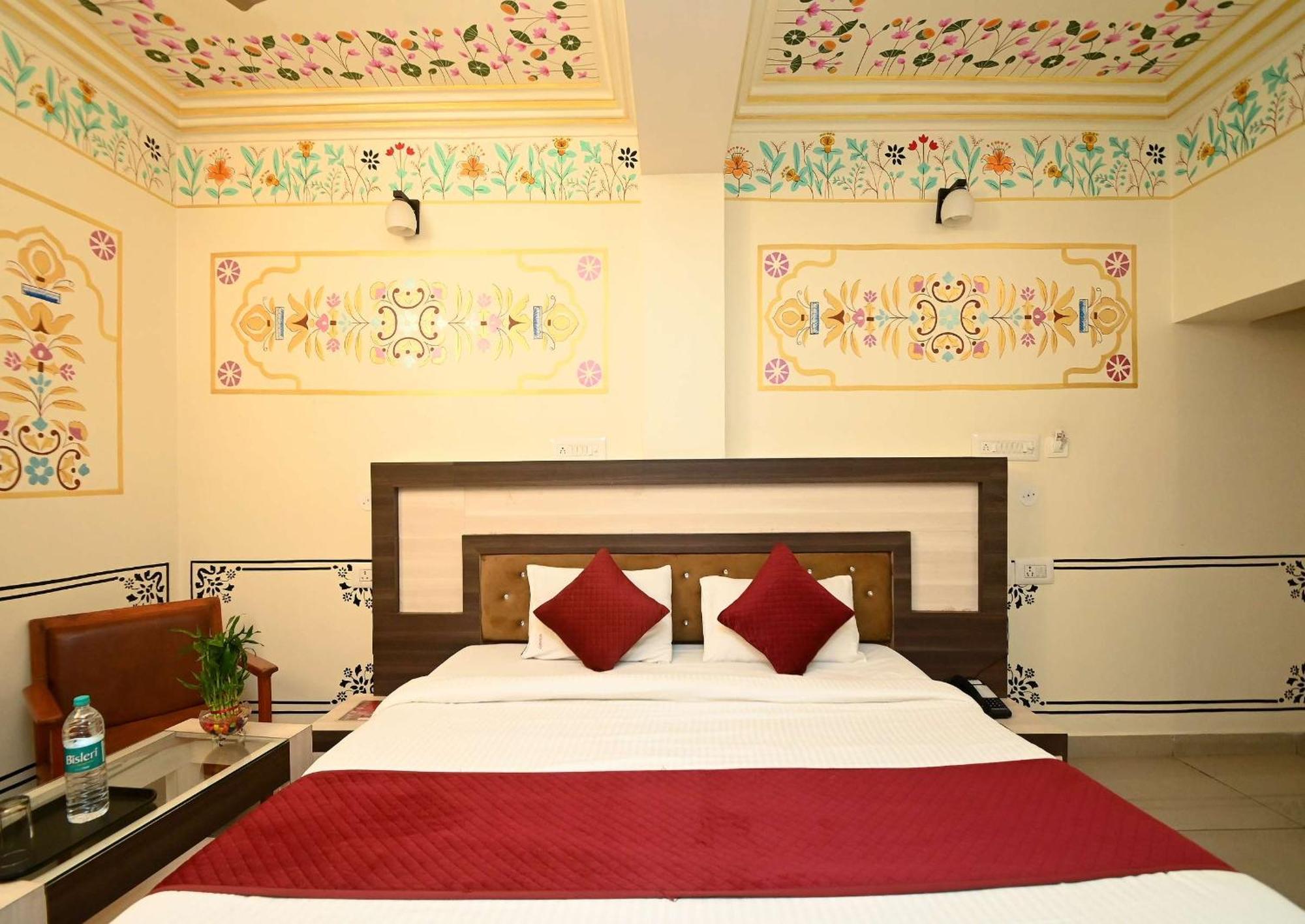 Virasat Mahal Heritage Hotel-Jaipur City Center Екстер'єр фото