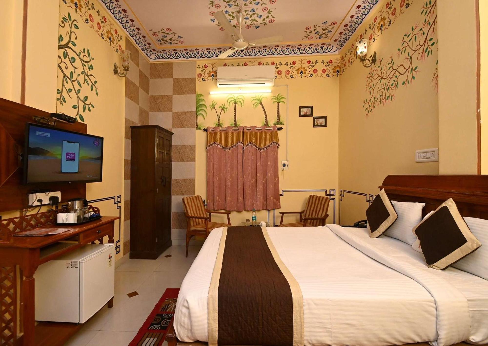 Virasat Mahal Heritage Hotel-Jaipur City Center Екстер'єр фото