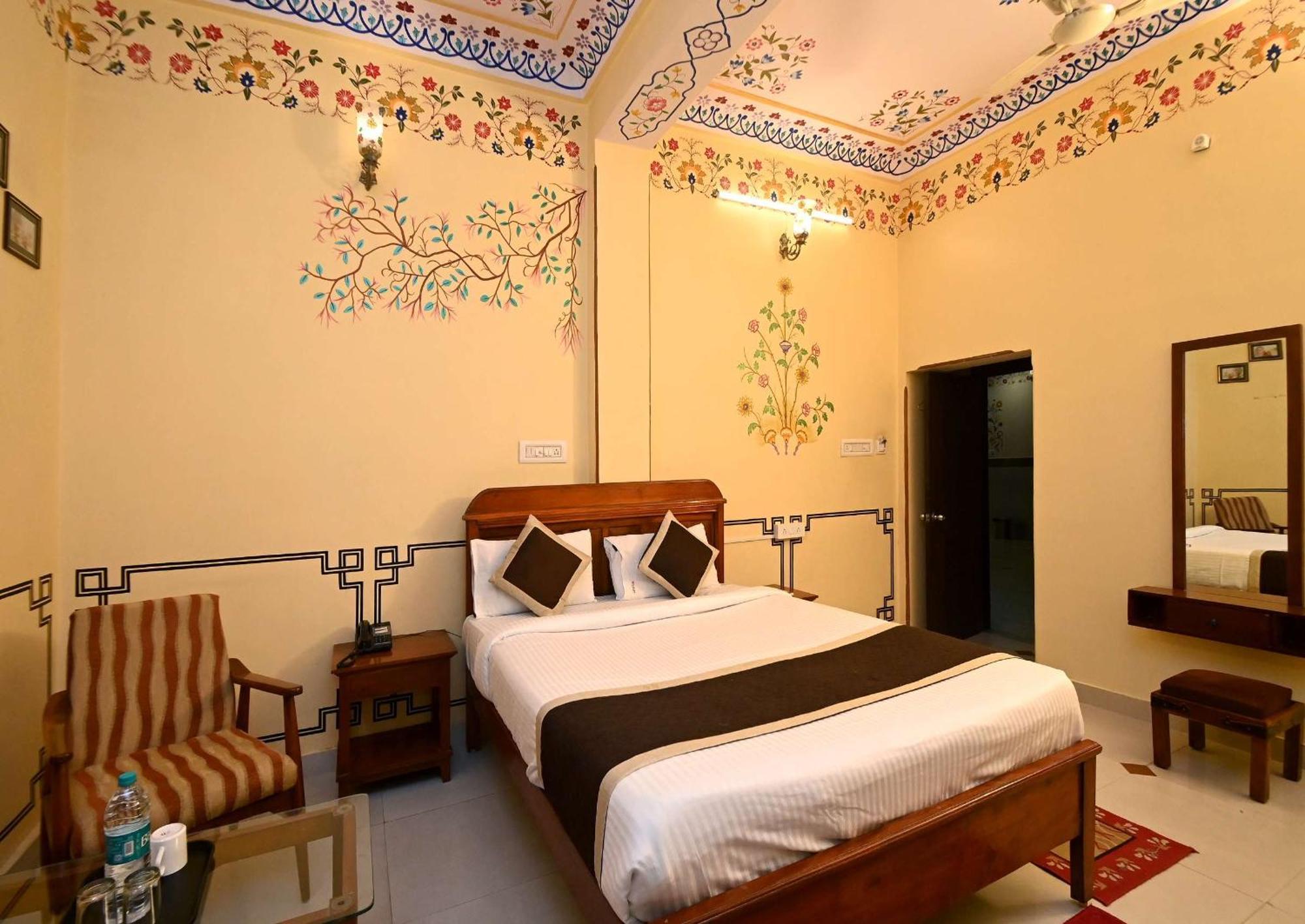 Virasat Mahal Heritage Hotel-Jaipur City Center Екстер'єр фото