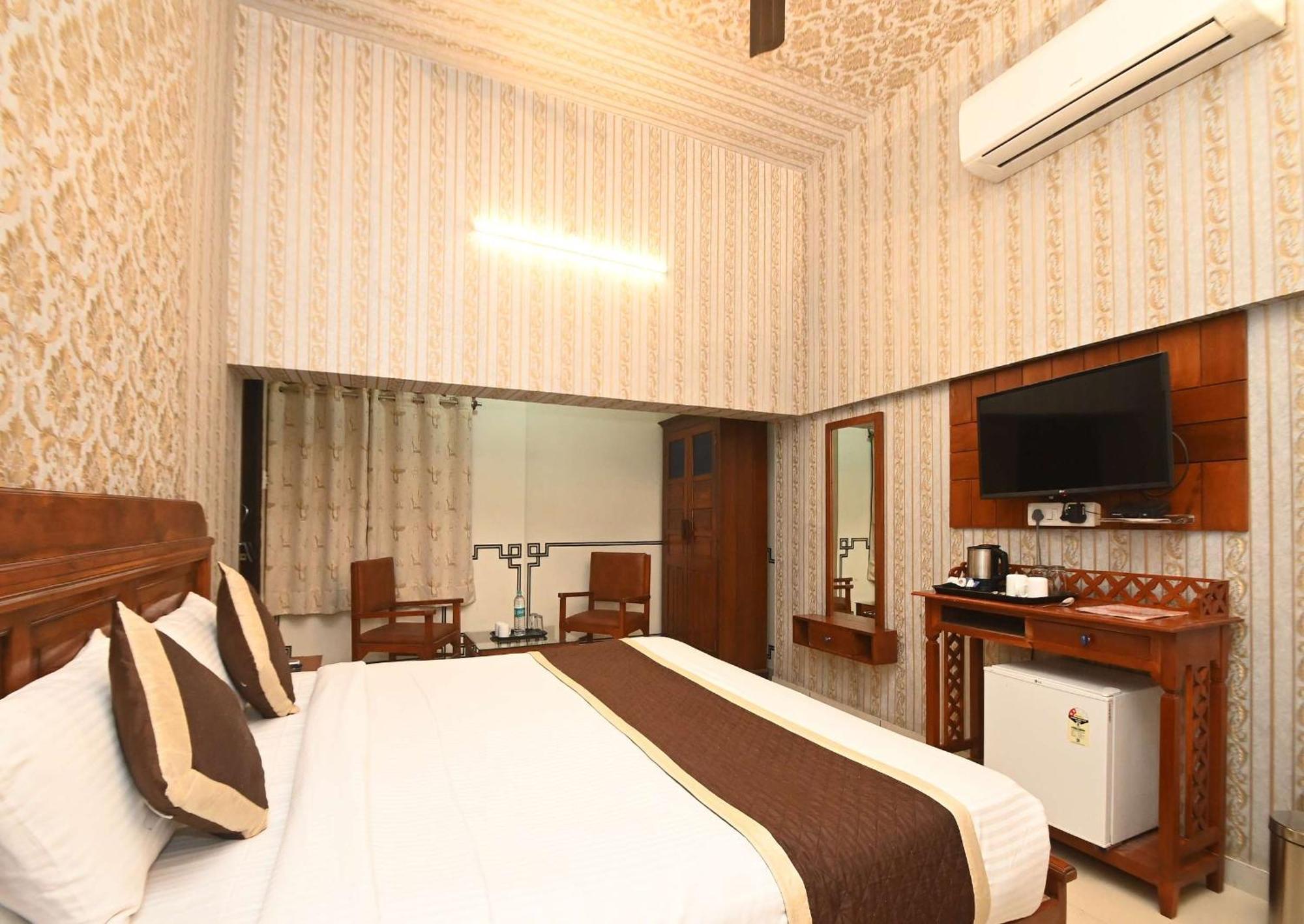 Virasat Mahal Heritage Hotel-Jaipur City Center Екстер'єр фото