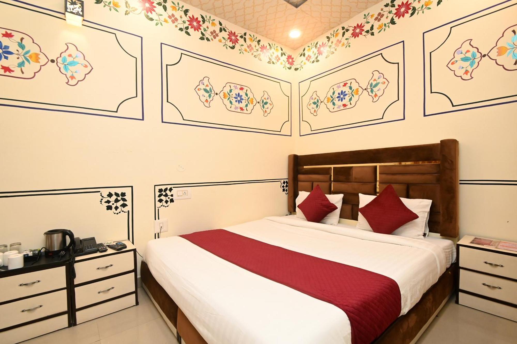 Virasat Mahal Heritage Hotel-Jaipur City Center Екстер'єр фото